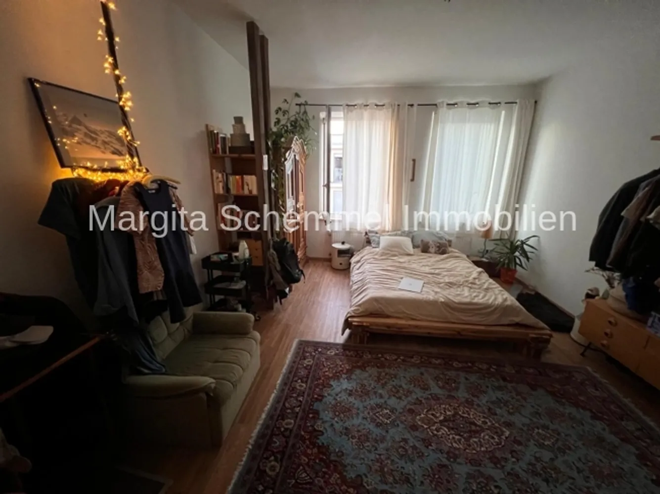 6 Zimmer Wohnung mit 140 m² in Nürnberg – Bild 2