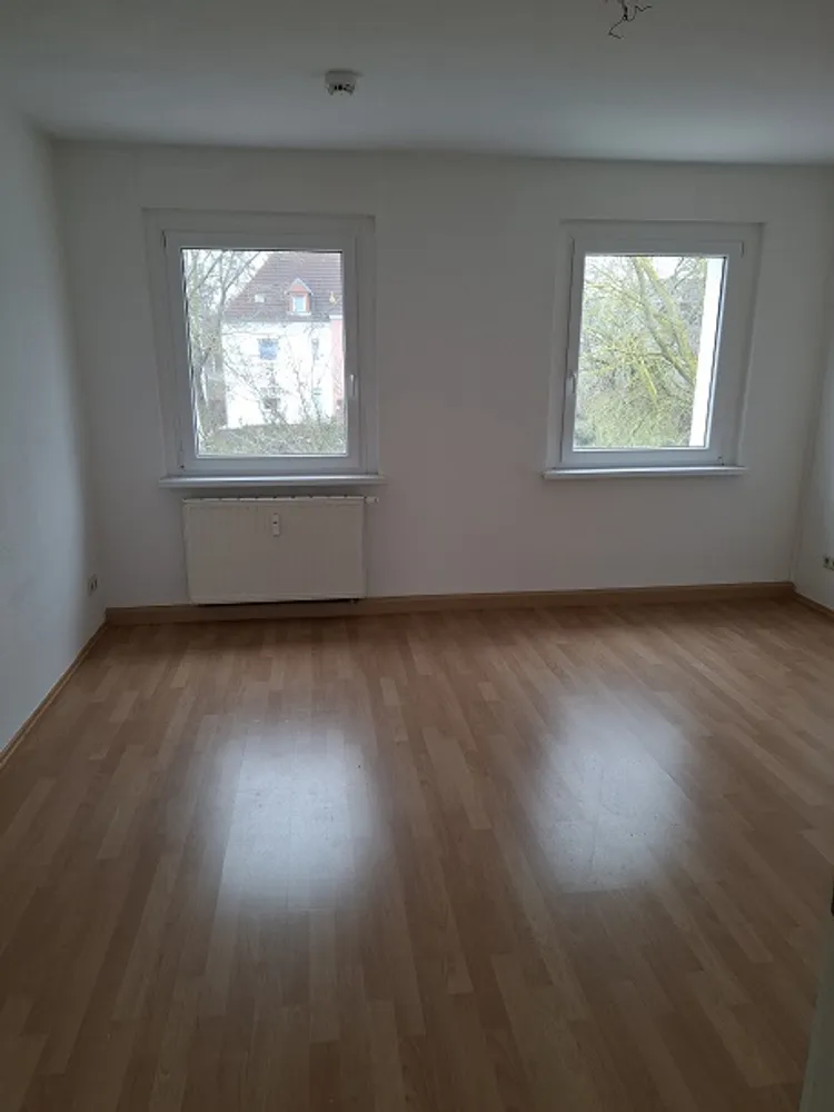 2 Zimmer Wohnung mit 74 m² in Bitterfeld-Wolfen – Bild 1