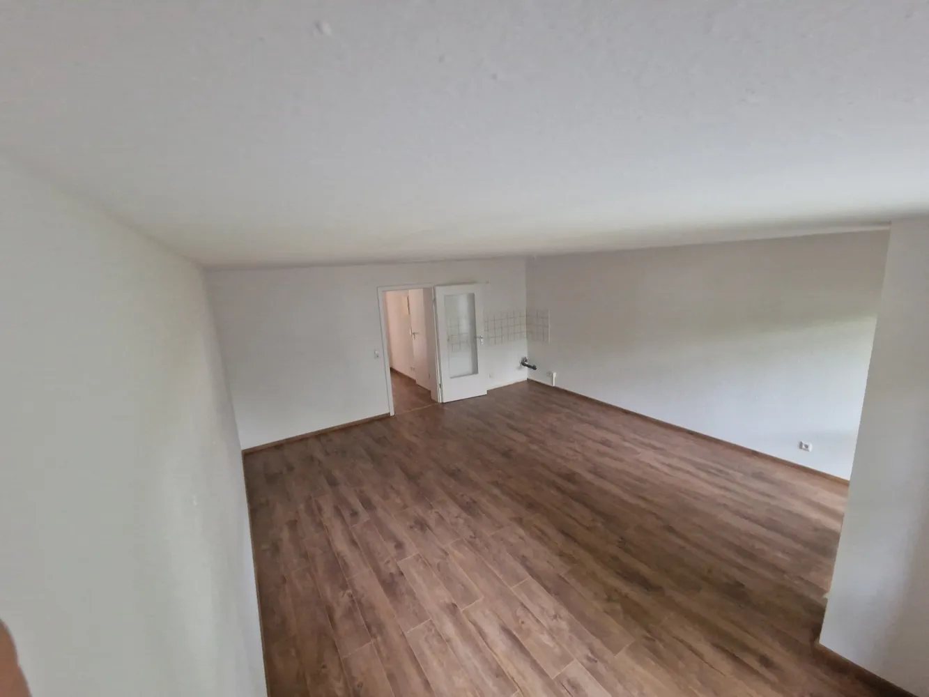 2 Zimmer Wohnung mit 52 m² in Karlsruhe – Bild 3