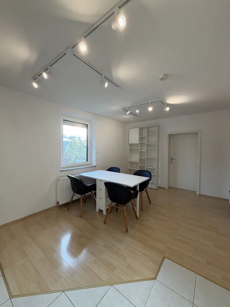 3 Zimmer Wohnung mit 60 m² in München – Bild 2