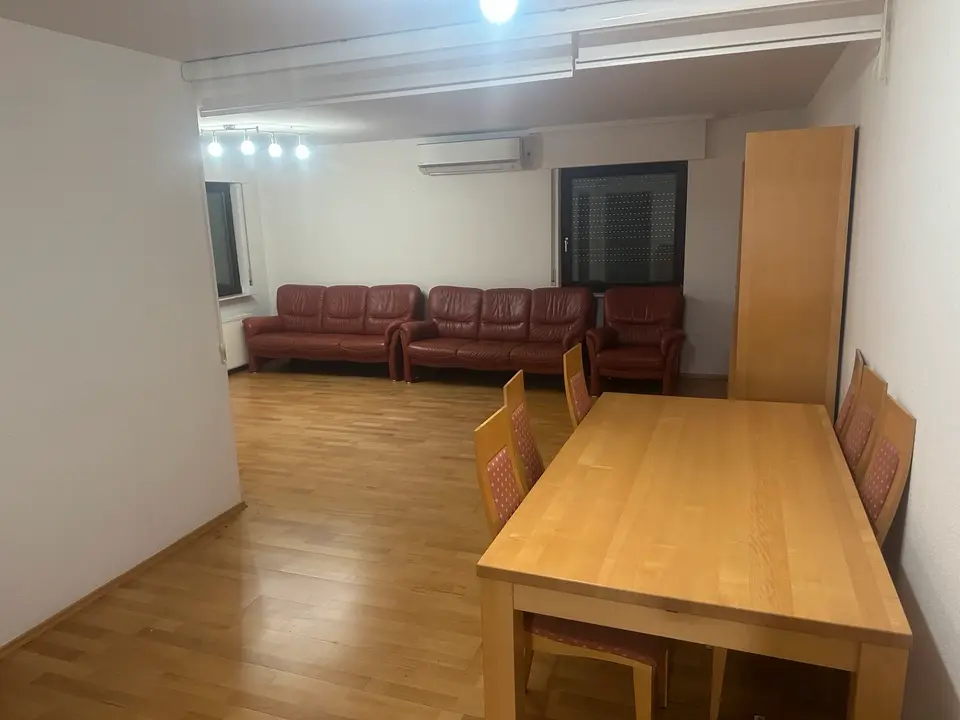 5 Zimmer Wohnung mit 110 m² in Wiesbaden – Bild 7