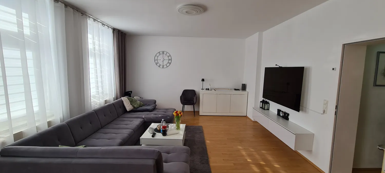 3 Zimmer Wohnung mit 90 m² in Duisburg – Bild 2