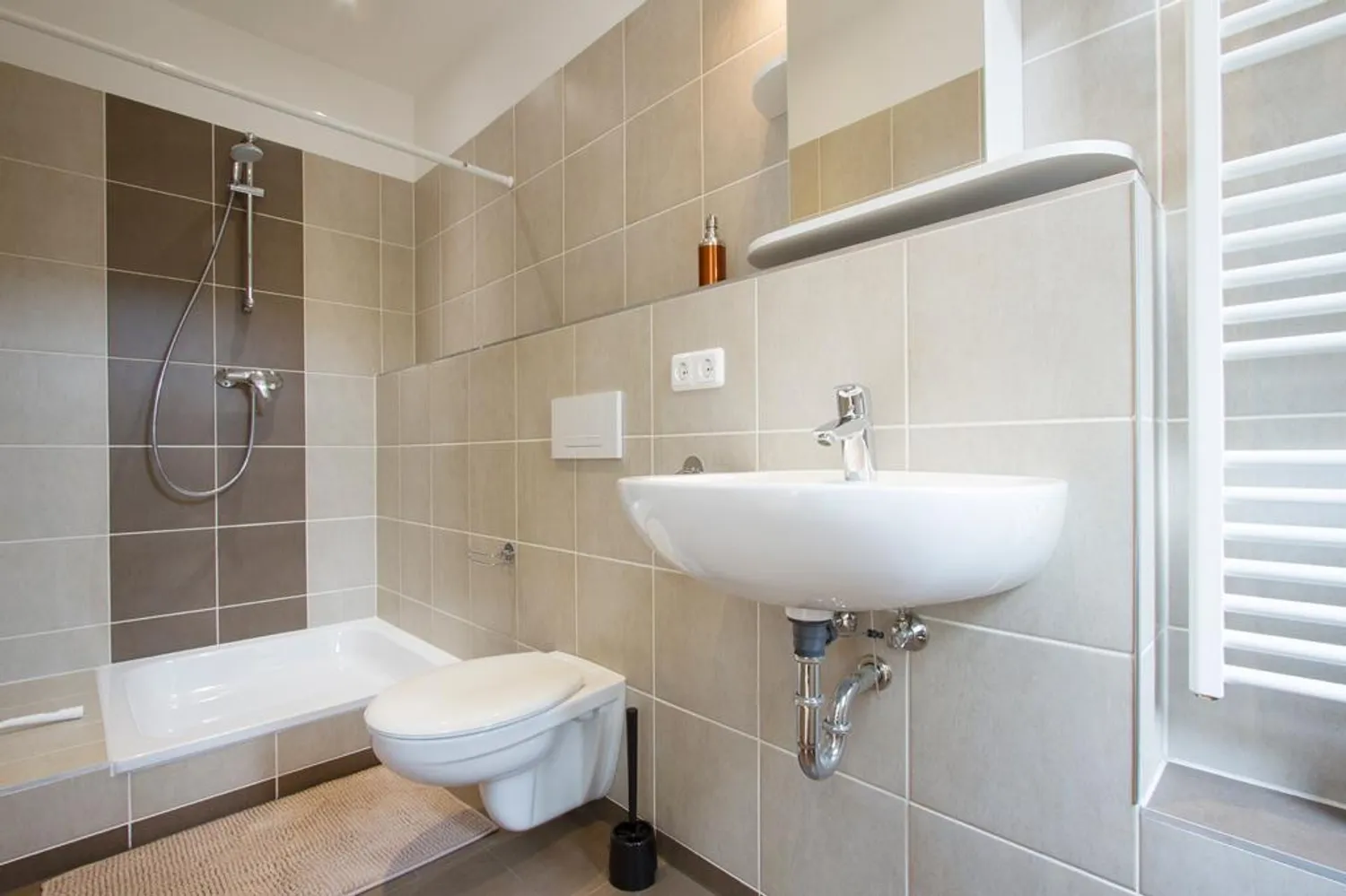 2 Zimmer Wohnung mit 32 m² in Berlin – Bild 2