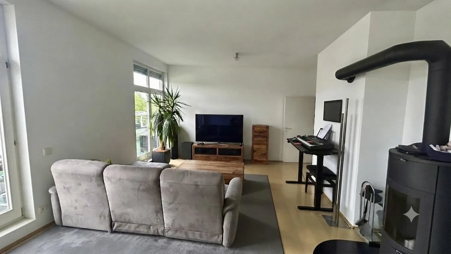 6 Zimmer Wohnung mit 146 m² in Nürtingen – Bild 12