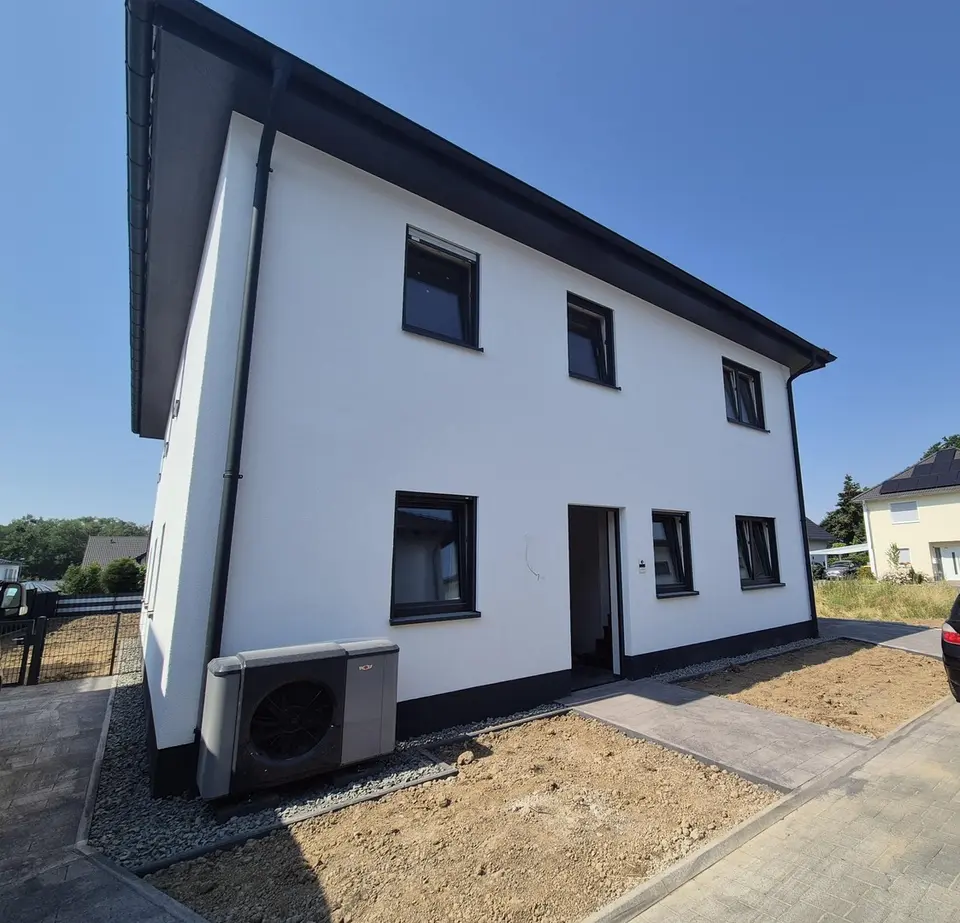 4 Zimmer Wohnung mit 110 m² in Euskirchen – Bild 1