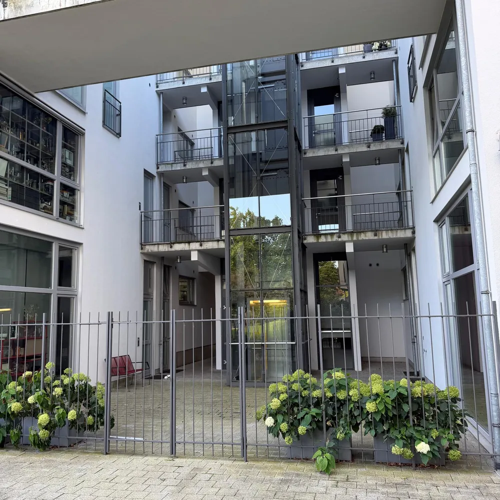 2 Zimmer Wohnung mit 84 m² in Hamburg – Bild 6