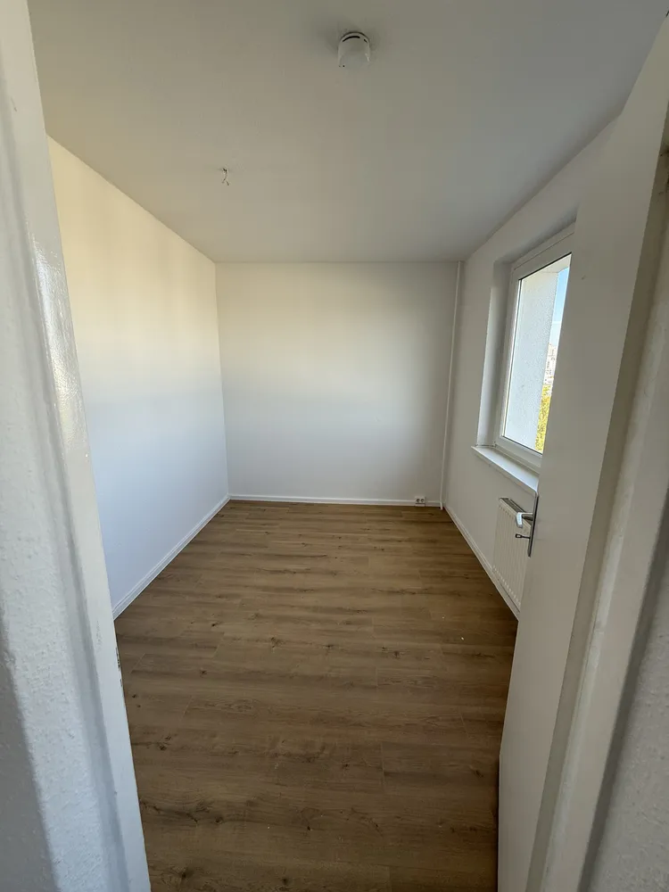 1 Zimmer Wohnung mit 65 m² in Halle (Saale) – Bild 6