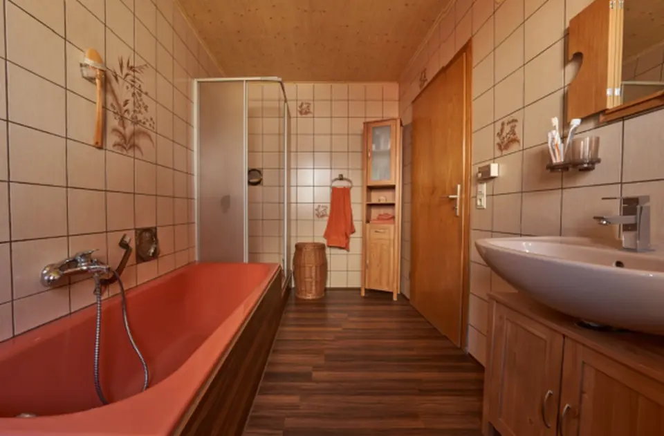 7 Zimmer Haus mit 139 m² in Metzingen – Bild 5