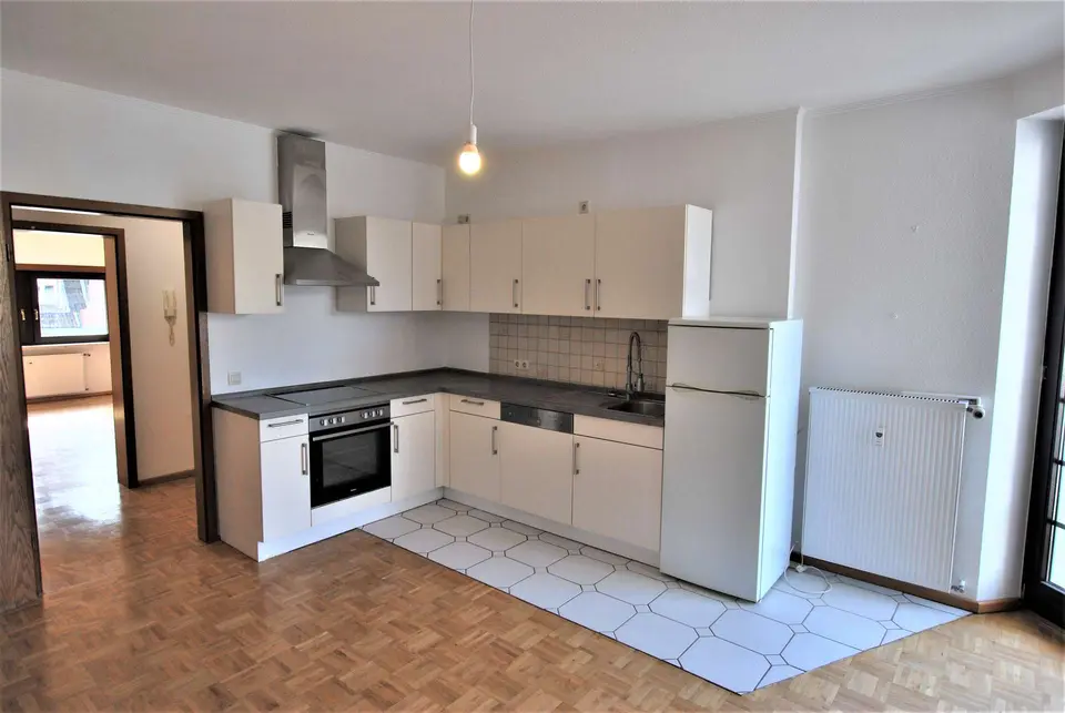 2 Zimmer Wohnung mit 90 m² in Saarbrücken – Bild 1