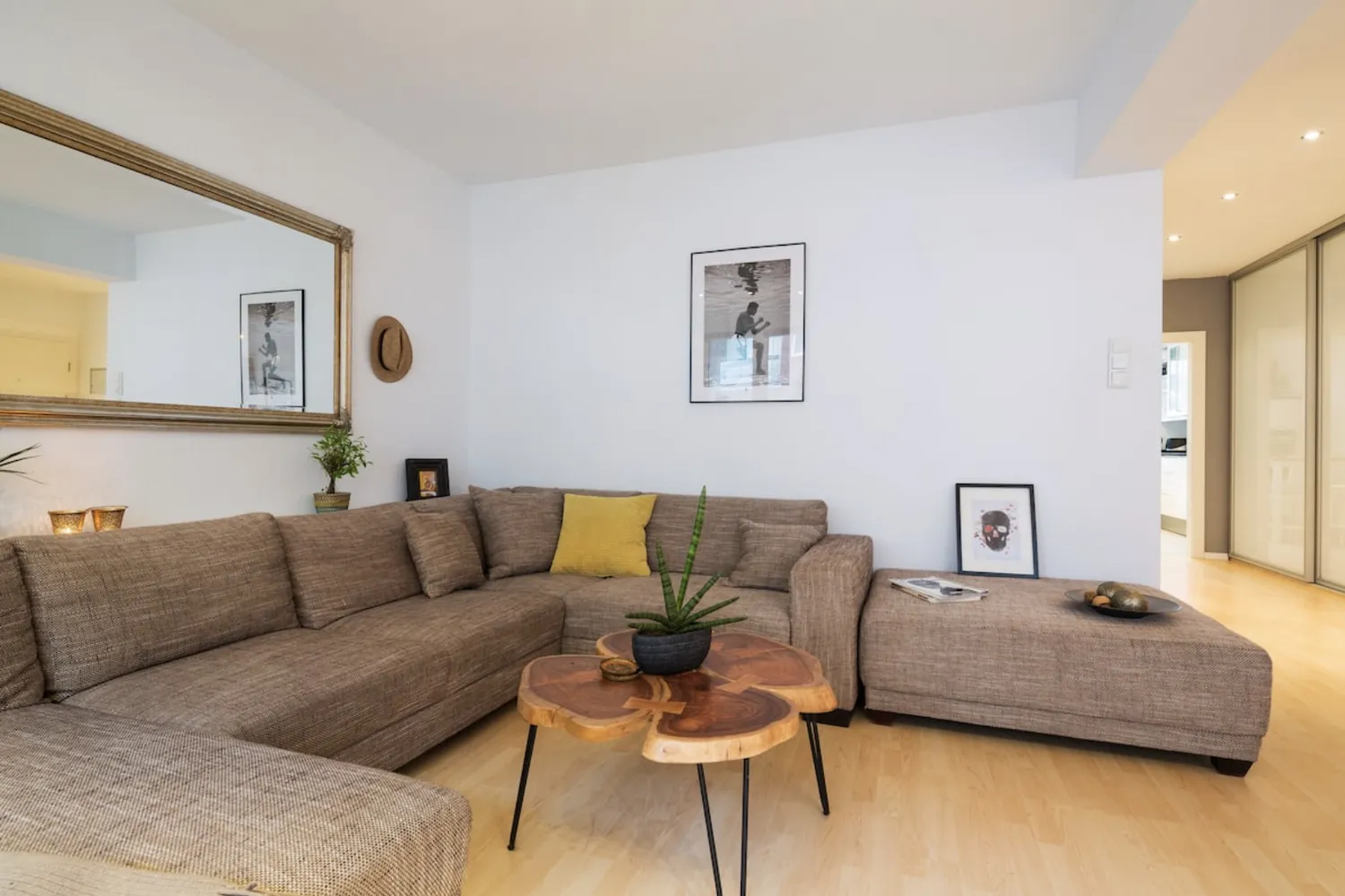 2 room apartment with 70 m² in Düsseldorf – Photo 6