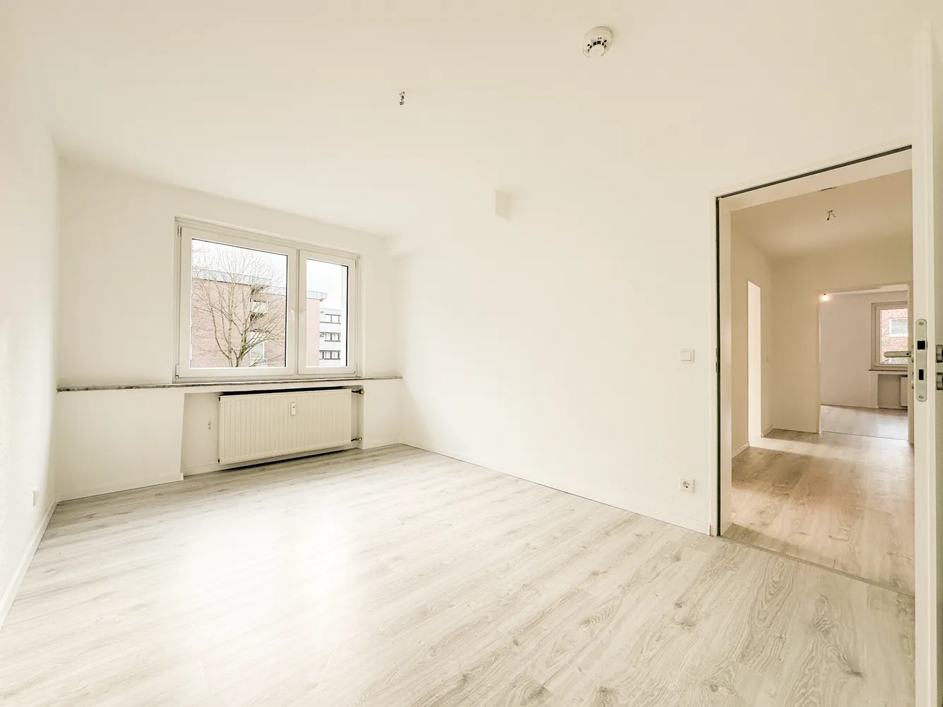2 Zimmer Wohnung mit 77 m² in Erkrath – Bild 2