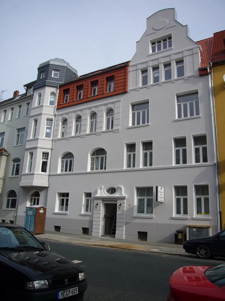 2 Zimmer Wohnung mit 93 m² in Hannover – Bild 1