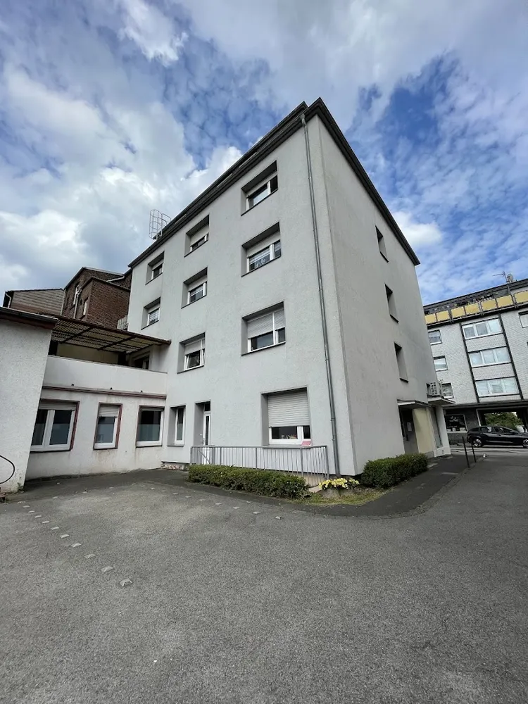 4 Zimmer Wohnung mit 120 m² in Duisburg – Bild 2