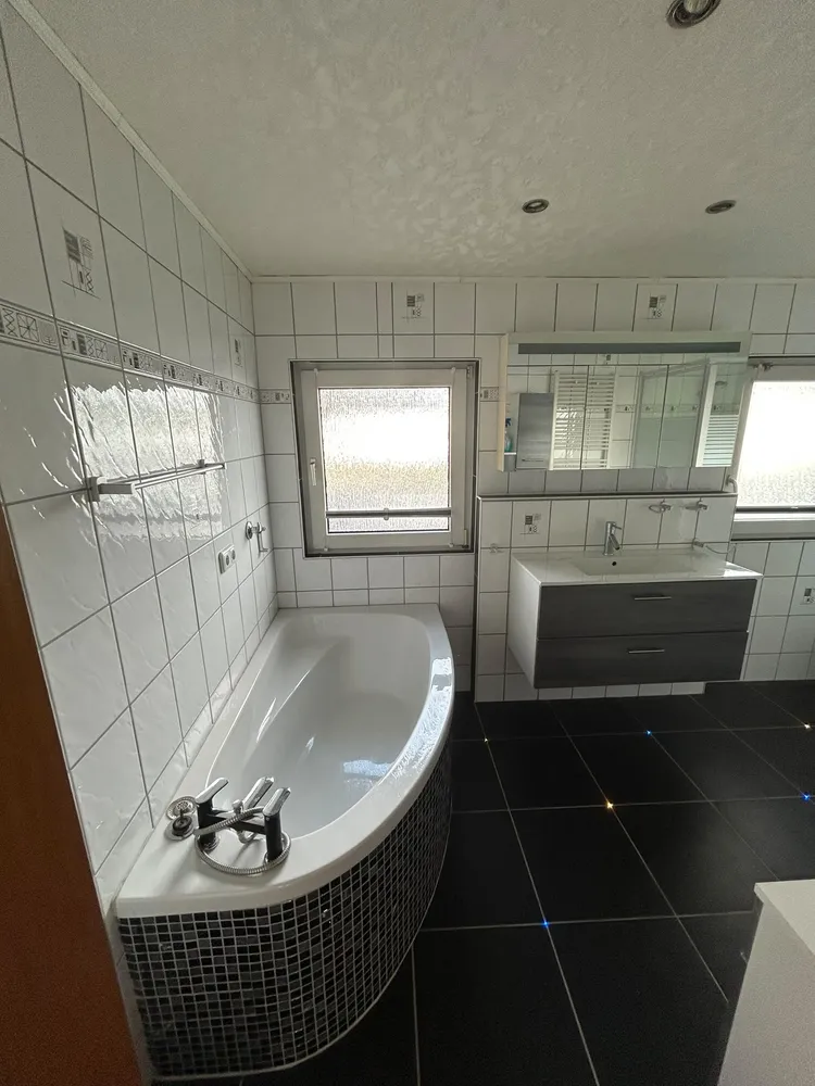 6 Zimmer Wohnung mit 165 m² in Duisburg – Bild 5