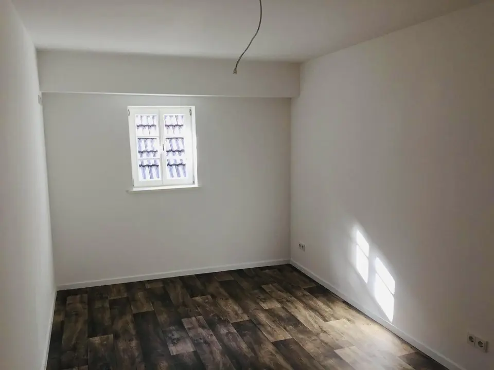 4 Zimmer Wohnung mit 100 m² in Schmalkalden – Bild 8
