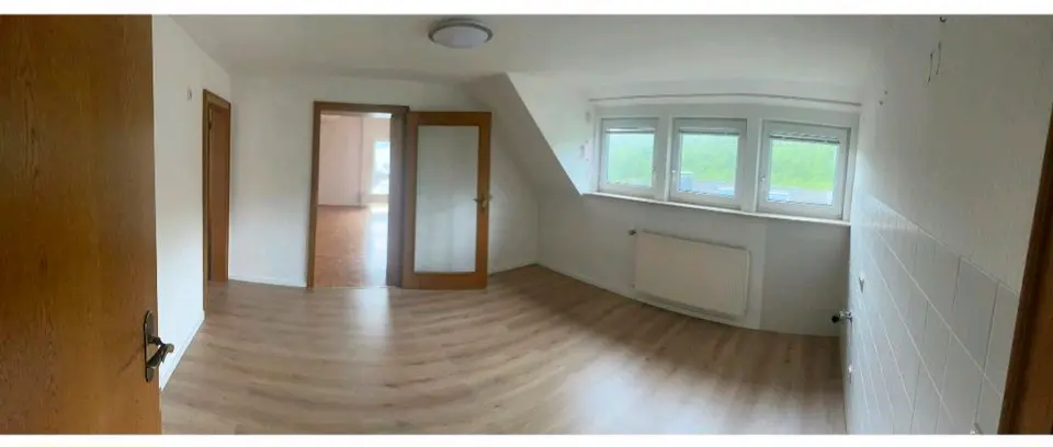 4 Zimmer Wohnung mit 80 m² in Siegen – Bild 1