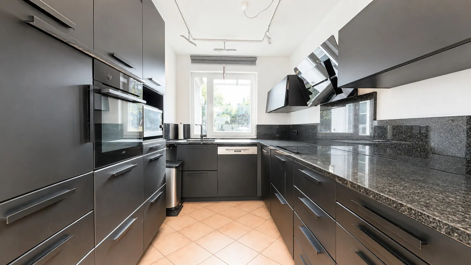 5 Zimmer Haus mit 143 m² in Frankfurt am Main – Bild 3