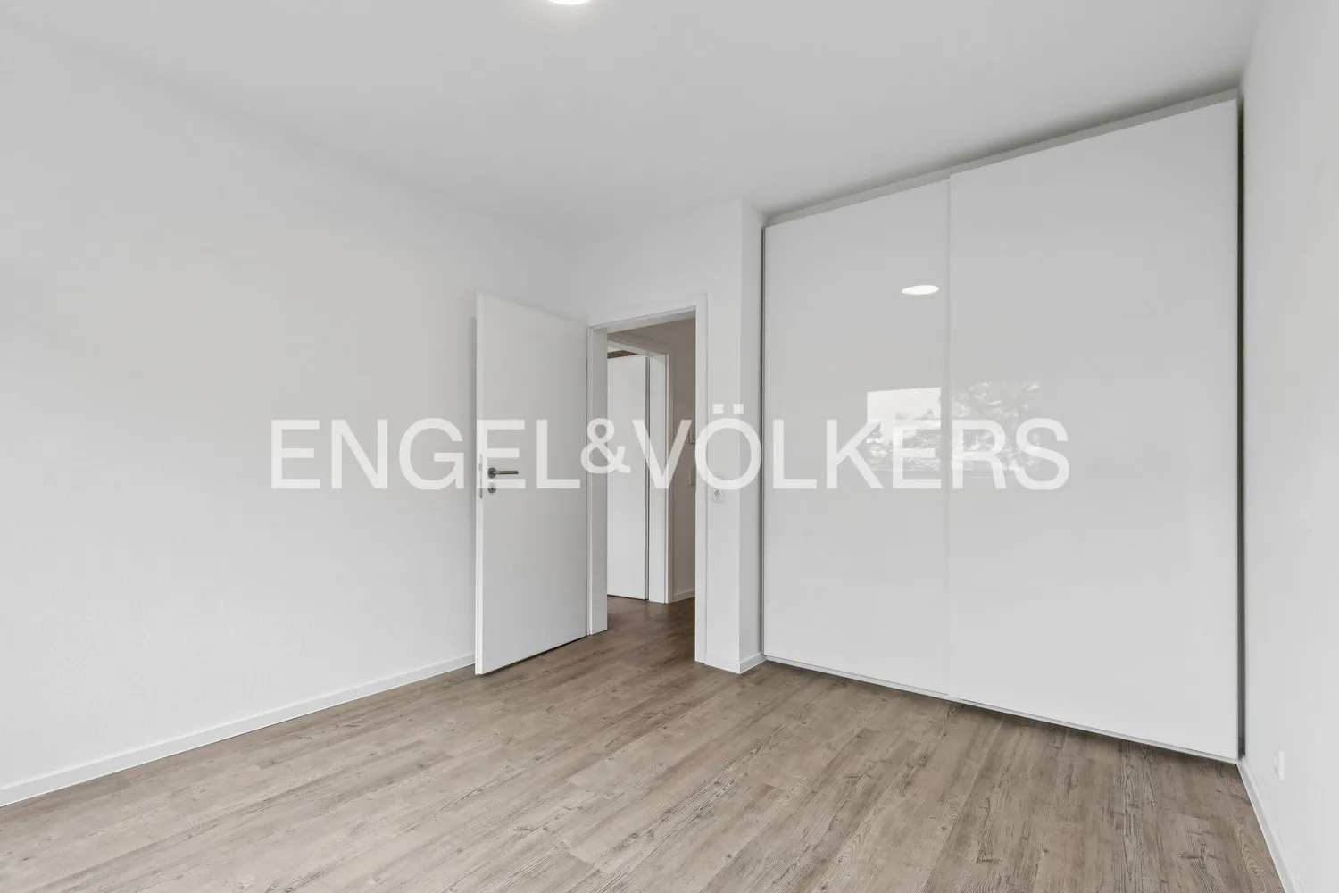 2 Zimmer Wohnung mit 63 m² in Köln – Bild 3