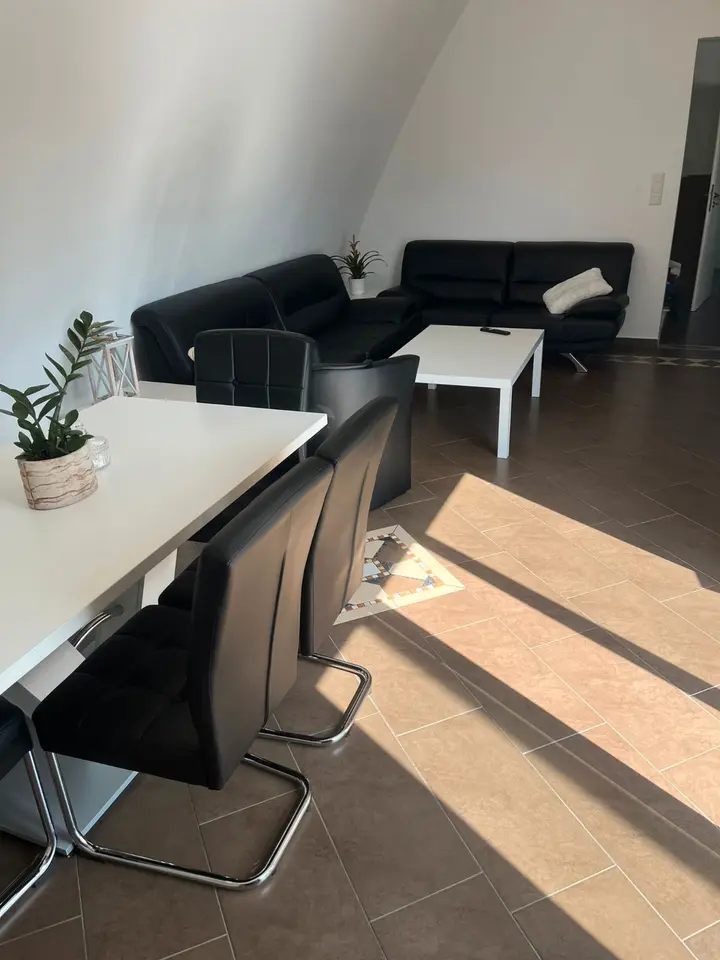 5 Zimmer Wohnung mit 130 m² in Verden (Aller) – Bild 1