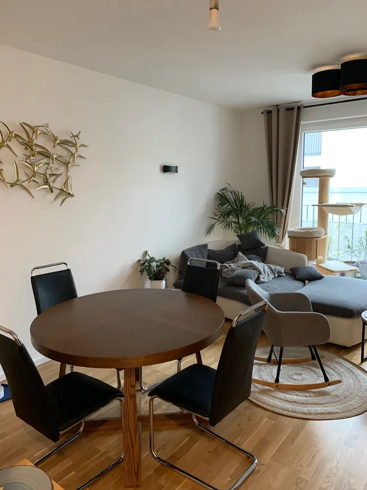 3 Zimmer Wohnung mit 82 m² in Frankfurt am Main – Bild 2