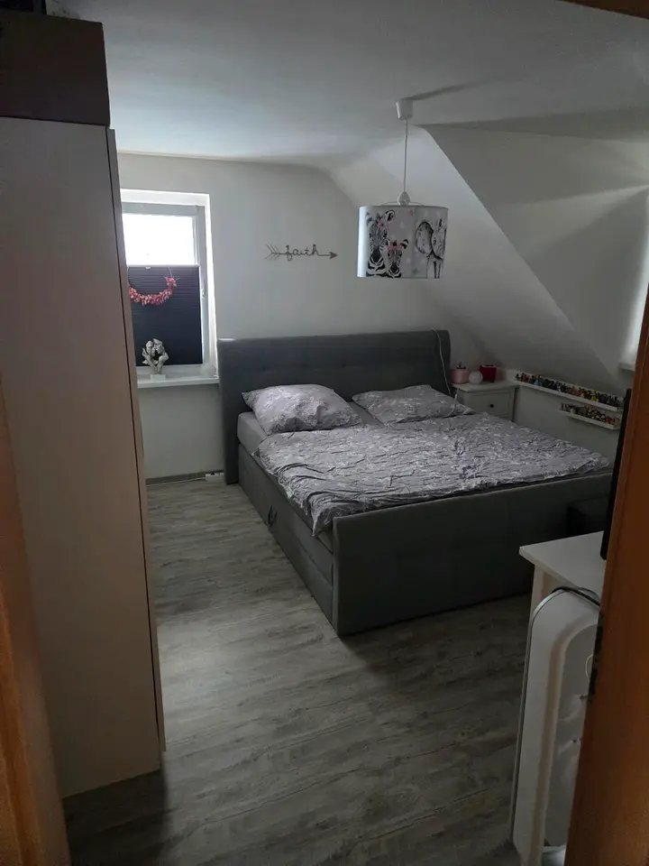 2 Zimmer Wohnung mit 75 m² in Oberhausen – Bild 2
