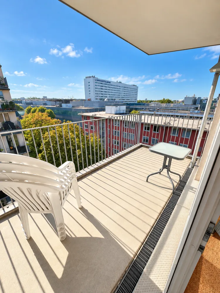 2 room apartment with 60 m² in Frankfurt am Main – Photo 9