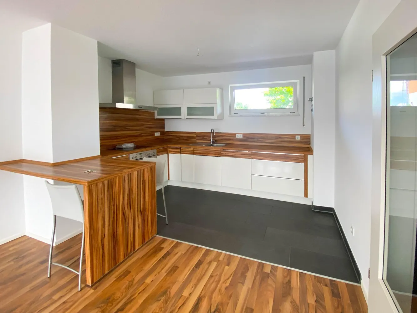 3 Zimmer Wohnung mit 82 m² in Nürnberg – Bild 2