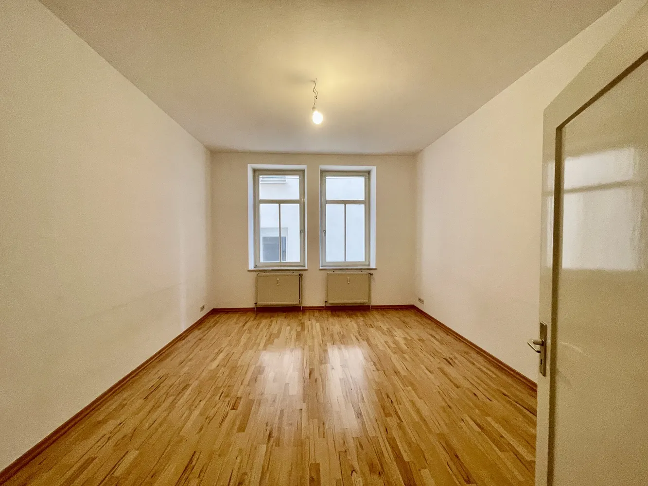2 Zimmer Wohnung mit 79 m² in Stuttgart – Bild 12