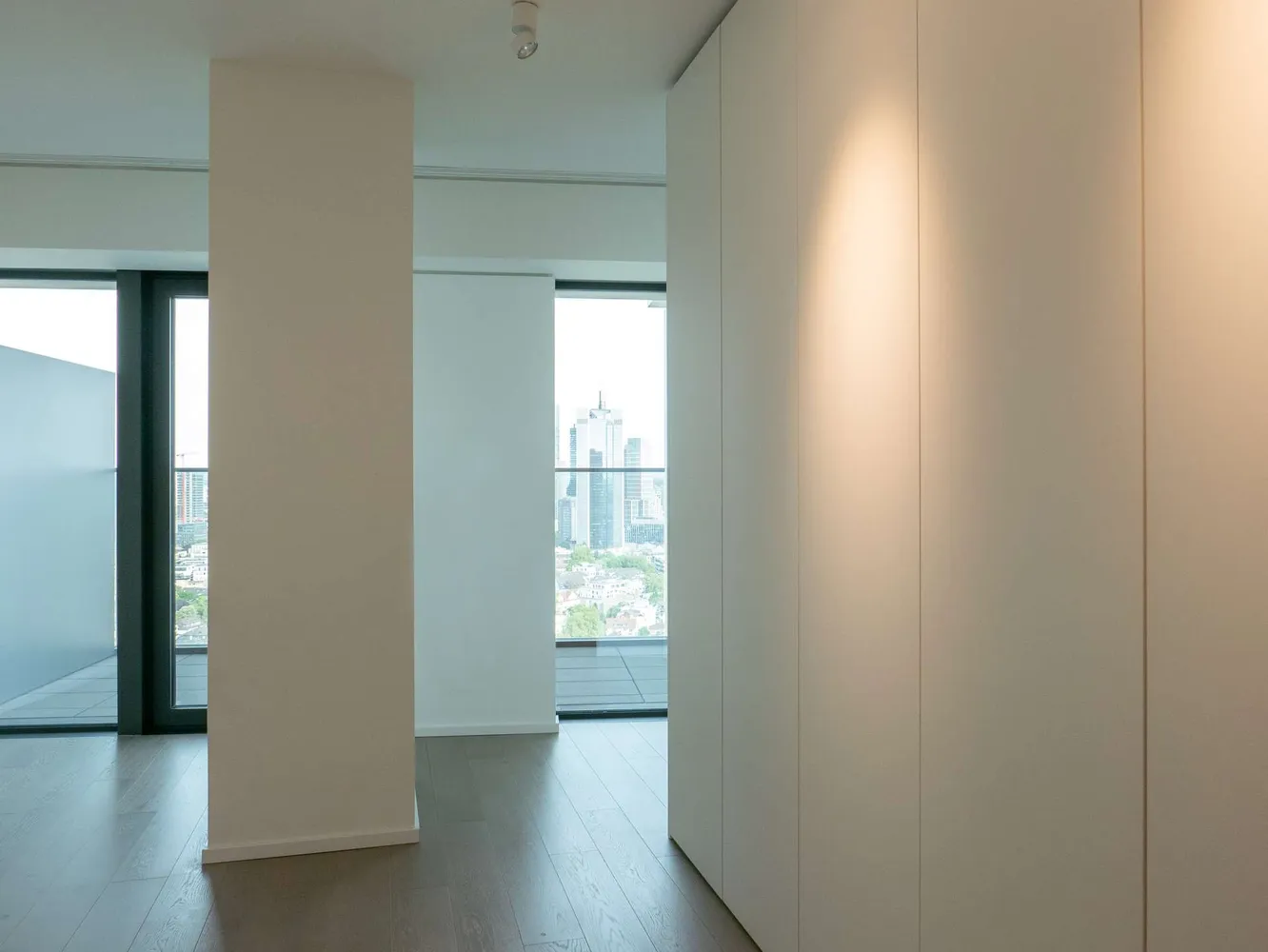 2 Zimmer Wohnung mit 96 m² in Frankfurt am Main – Bild 12