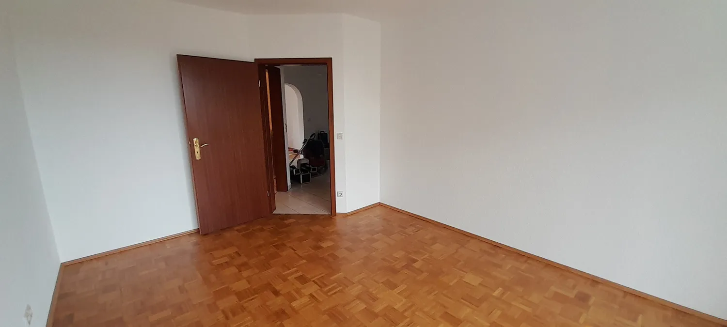 4 Zimmer Wohnung mit 101 m² in Nürnberg – Bild 12