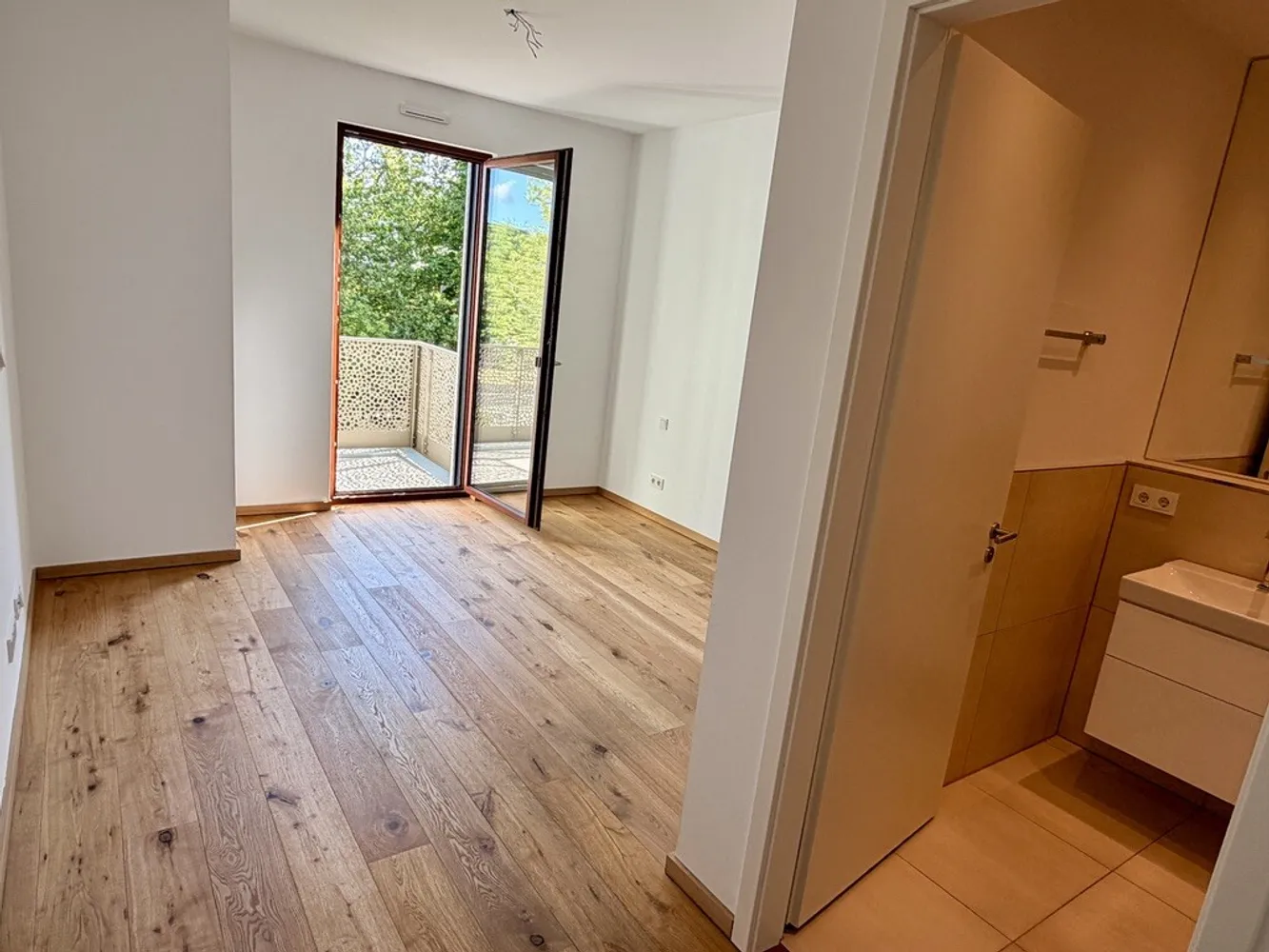 4 Zimmer Wohnung mit 114 m² in Düsseldorf – Bild 12