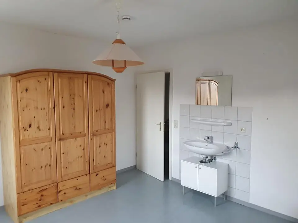 12 Zimmer Haus mit 249 m² in Ansbach – Bild 2