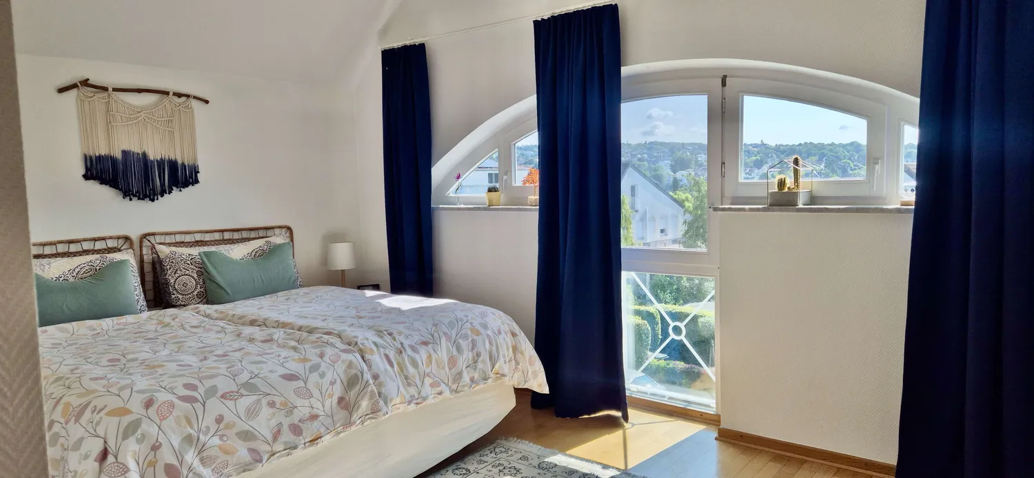 5 Zimmer Wohnung mit 170 m² in Wiesbaden – Bild 9