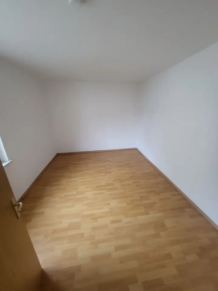 2 Zimmer Wohnung mit 56 m² in Merseburg – Bild 3