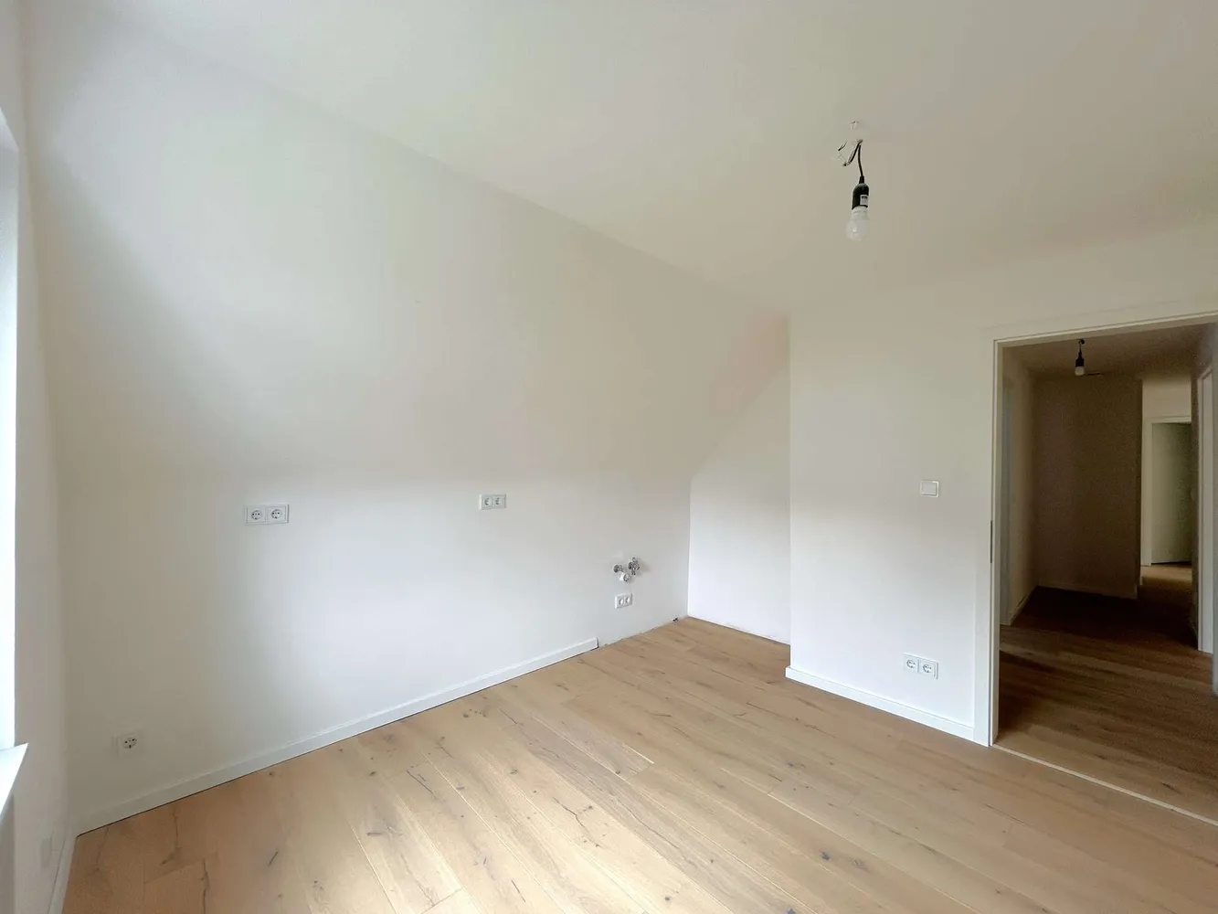 4 Zimmer Wohnung mit 87 m² in Hannover – Bild 8