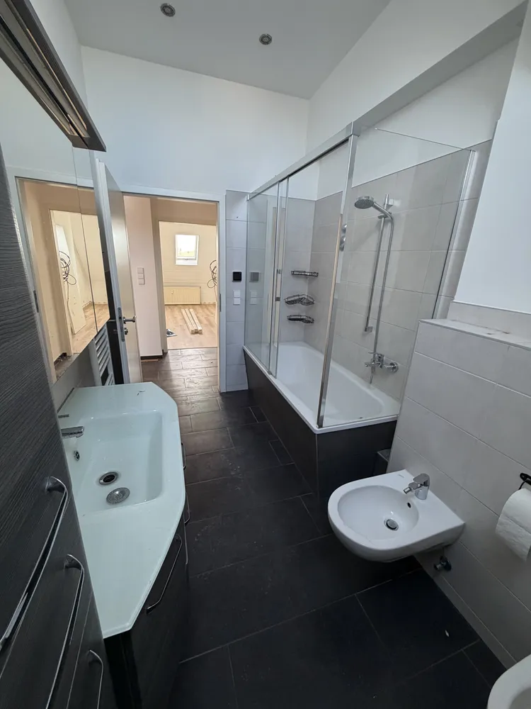 4 room apartment with 95 m² in Berlin – Photo 5