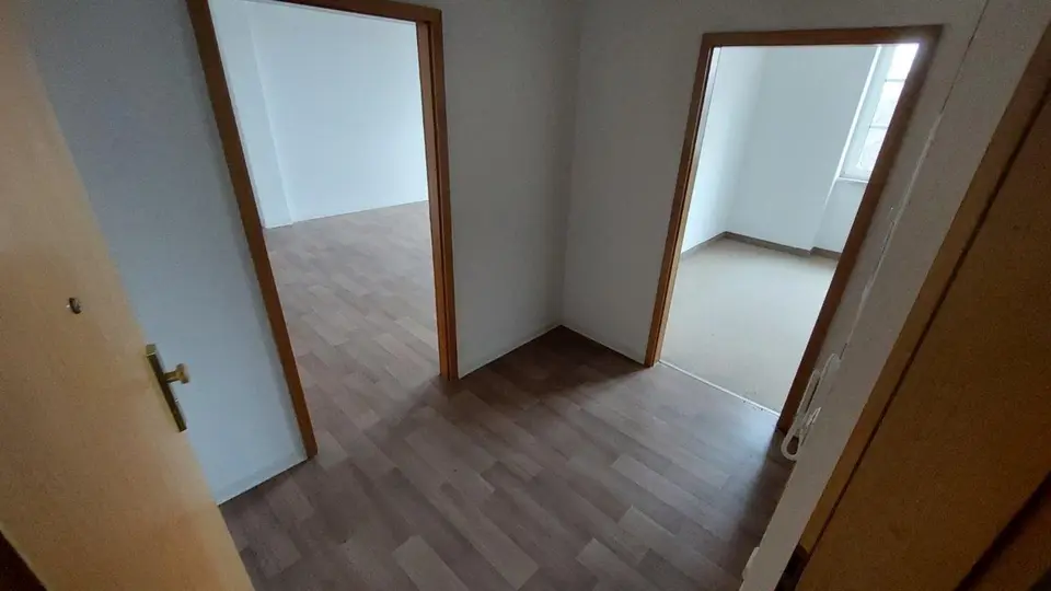 2 Zimmer Wohnung mit 48 m² in Crimmitschau – Bild 4