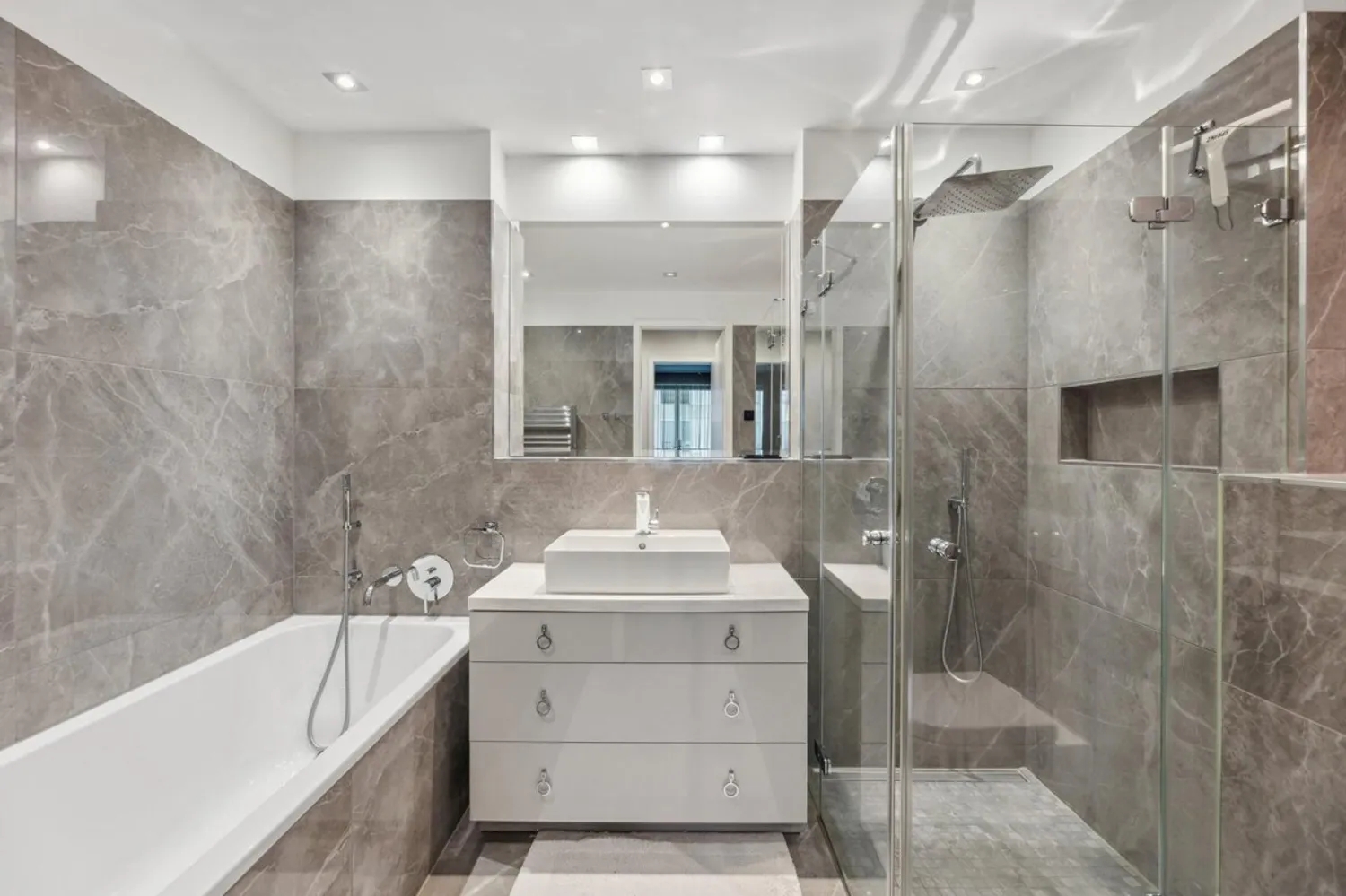 5 Zimmer Wohnung mit 149 m² in Berlin – Bild 5