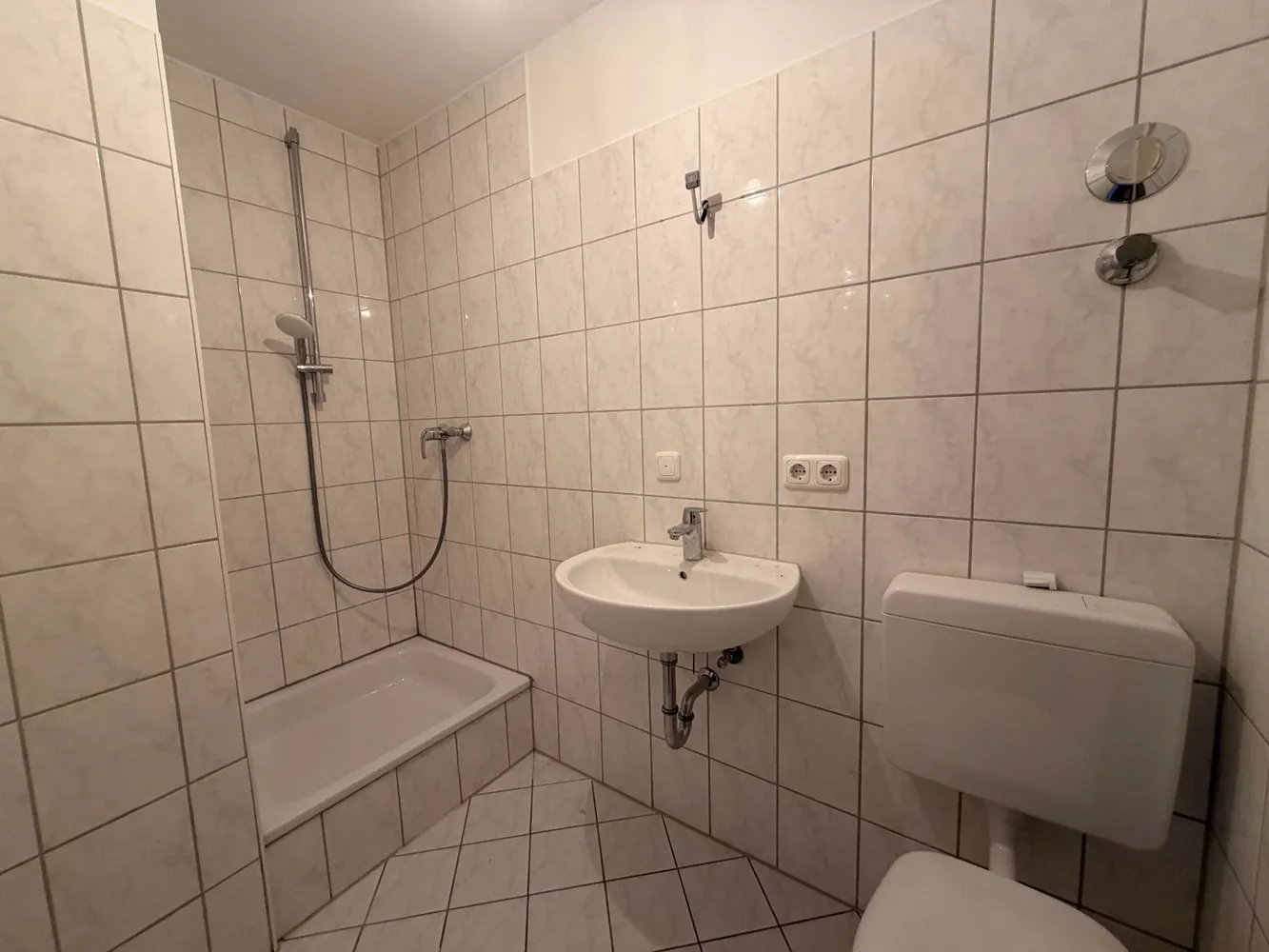 1 Zimmer Wohnung mit 27 m² in Augsburg – Bild 3