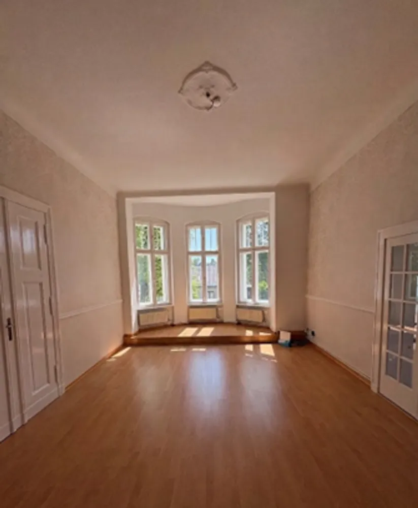 3 Zimmer Wohnung mit 117 m² in Berlin – Bild 3