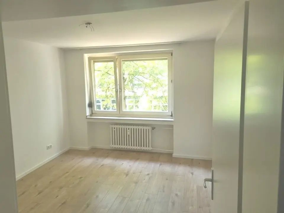 3 Zimmer Wohnung mit 77 m² in Düsseldorf – Bild 3