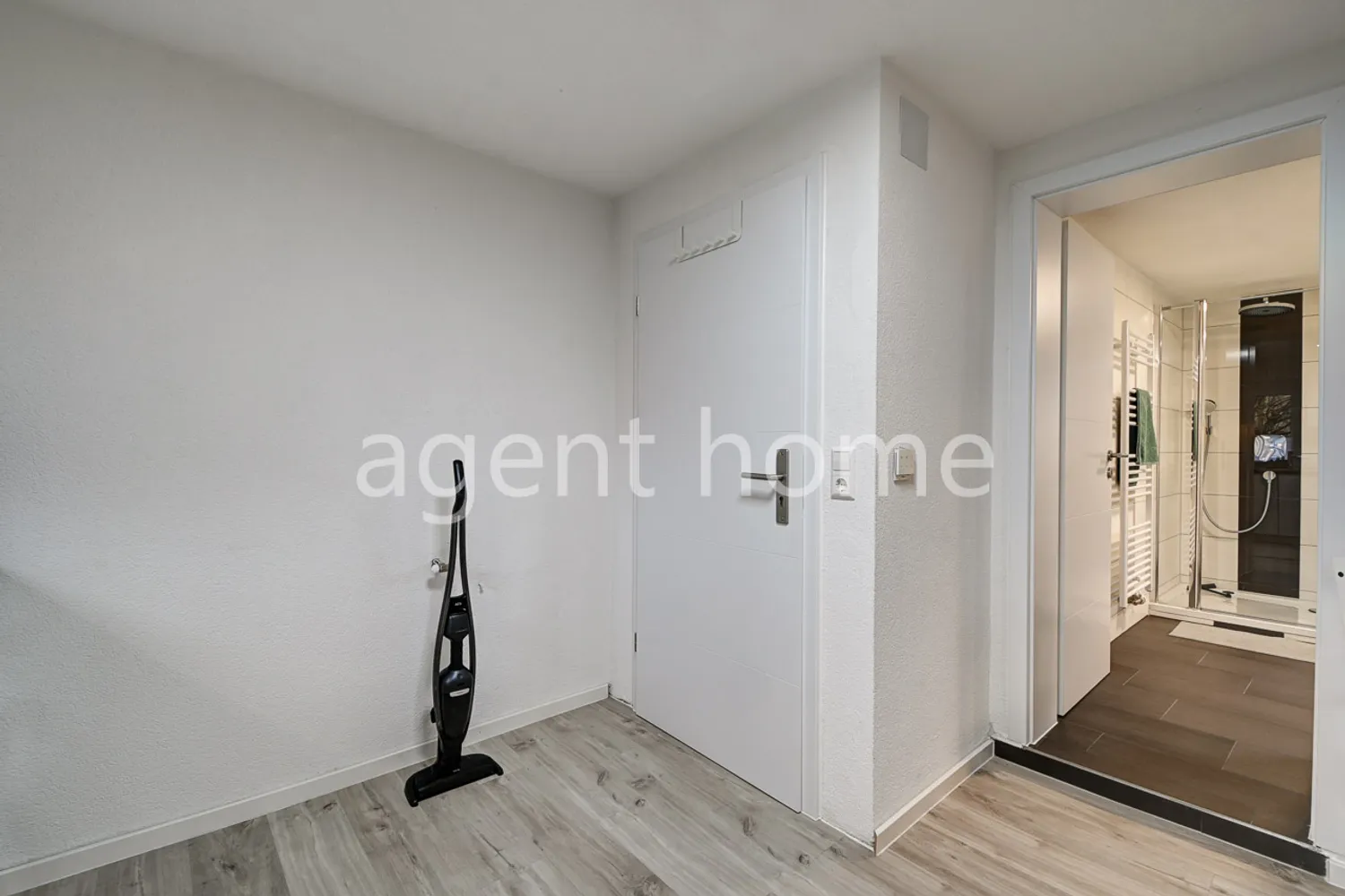 2 Zimmer Wohnung mit 40 m² in Stuttgart – Bild 12