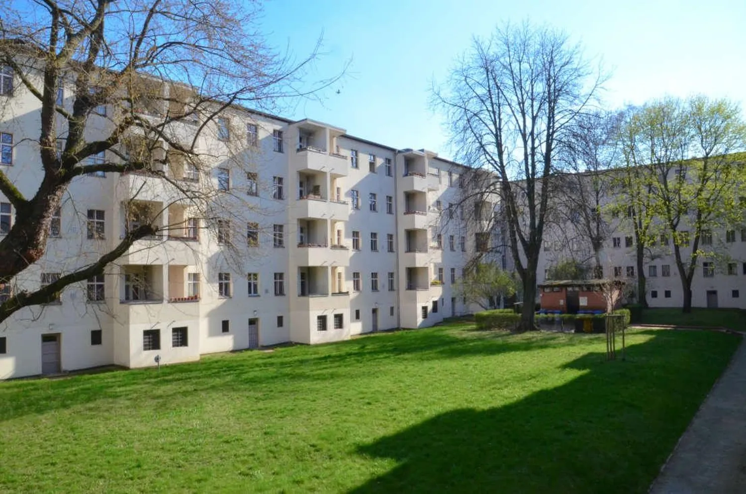 2 room apartment with 58 m² in Berlin – Photo 3