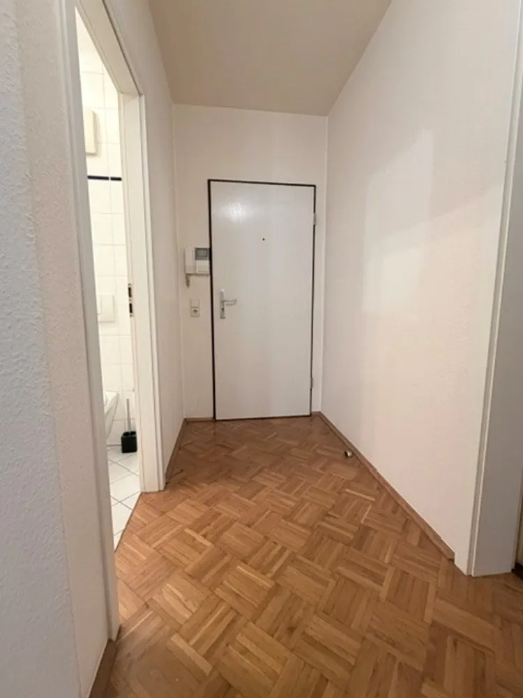 2 room apartment with 45 m² in Düsseldorf – Photo 3