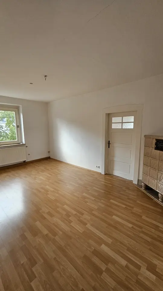 4 Zimmer Wohnung mit 107 m² in Hof – Bild 1