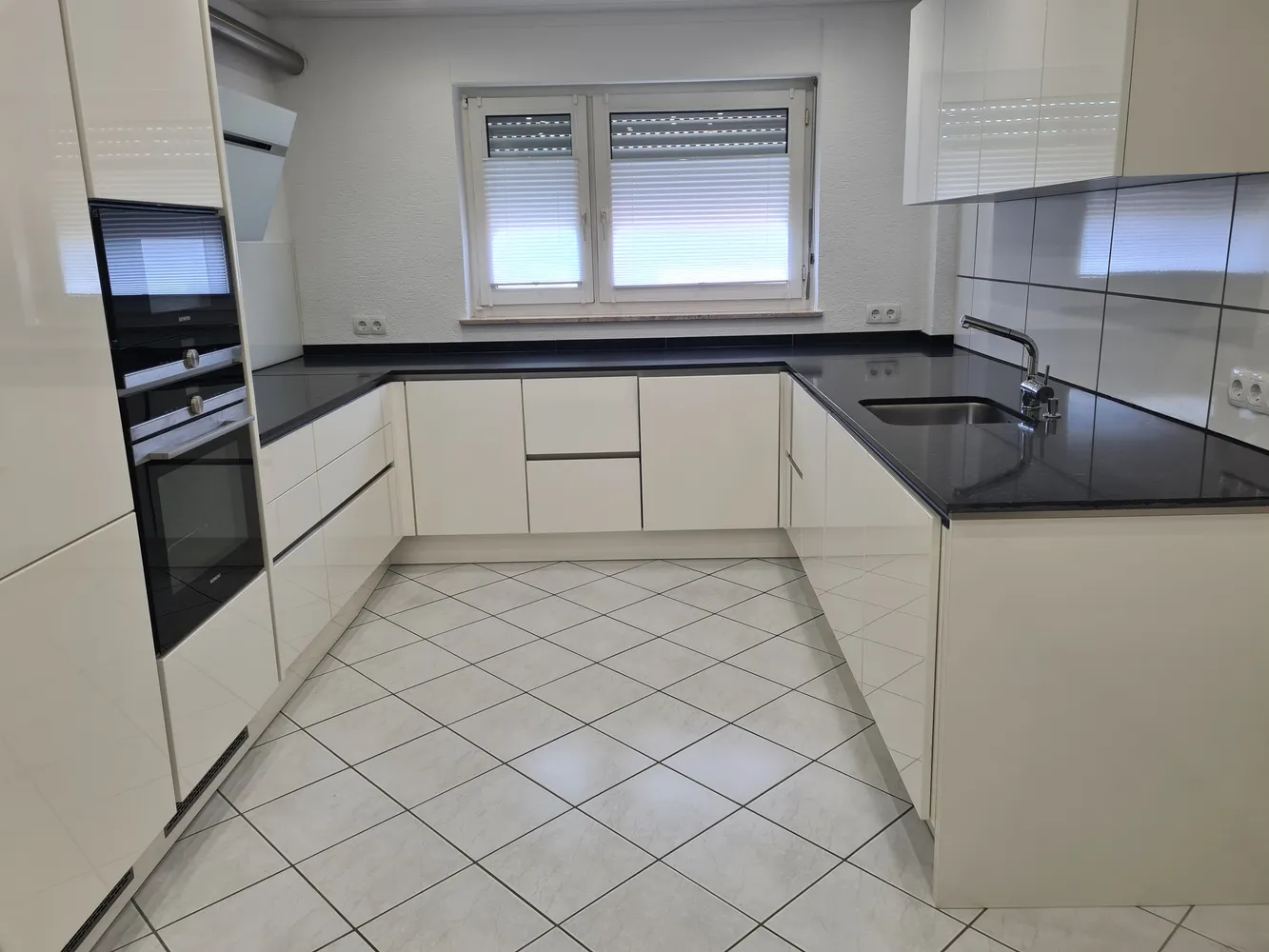 4 room apartment with 14 m² in Fellbach – Photo 2
