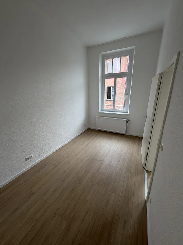 2 room apartment with 55 m² in Krefeld – Photo 3