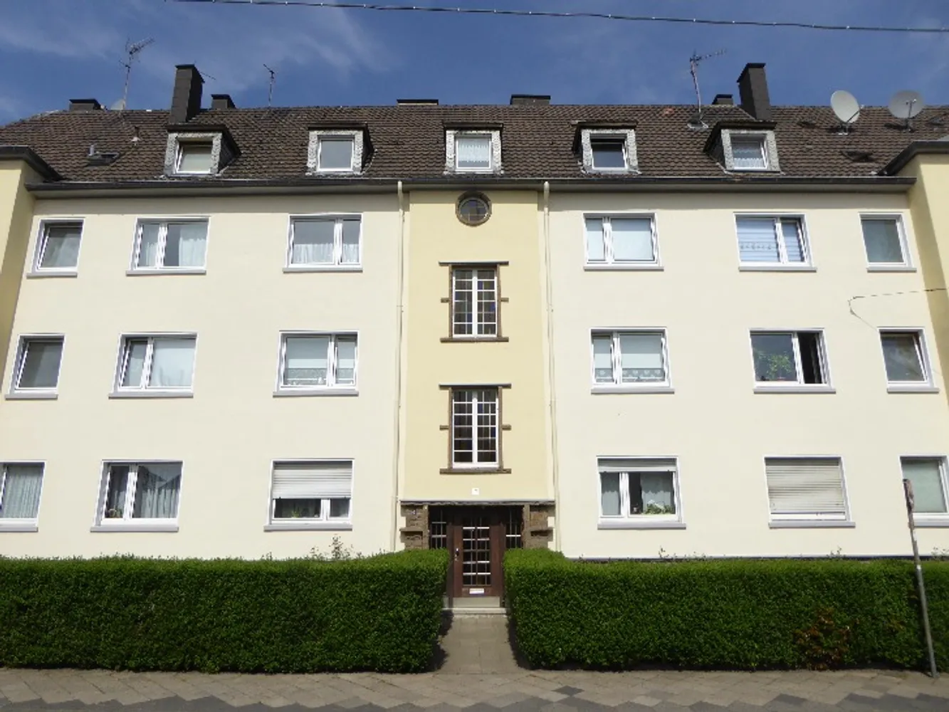 2 Zimmer Wohnung mit 43 m² in Bochum – Bild 2