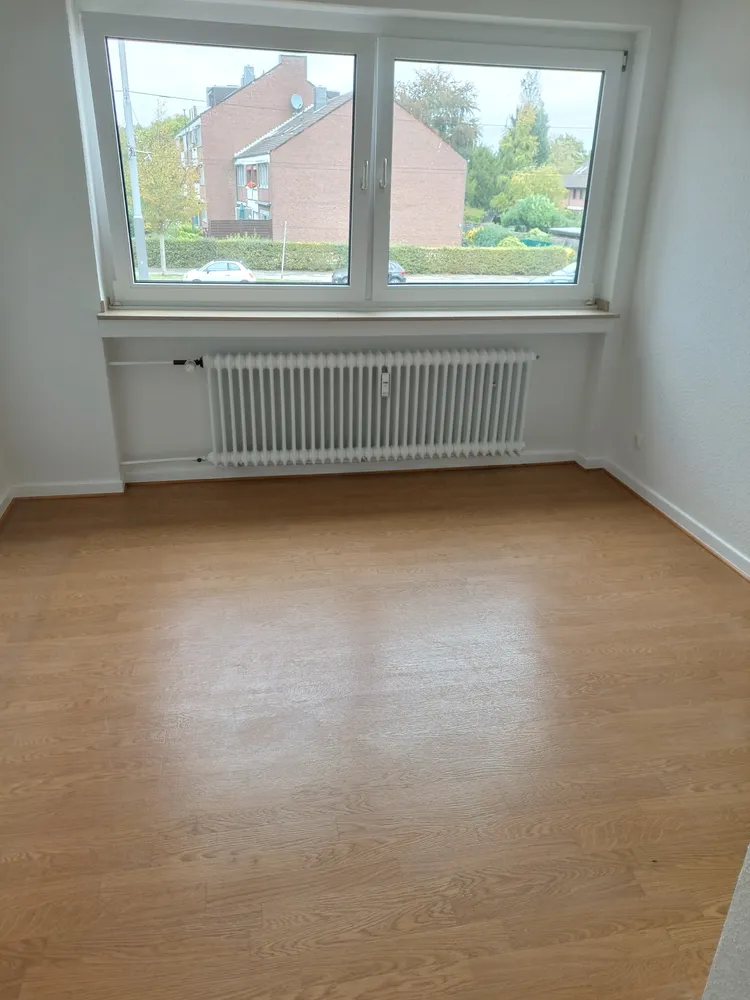 3 Zimmer Wohnung mit 67 m² in Krefeld – Bild 2