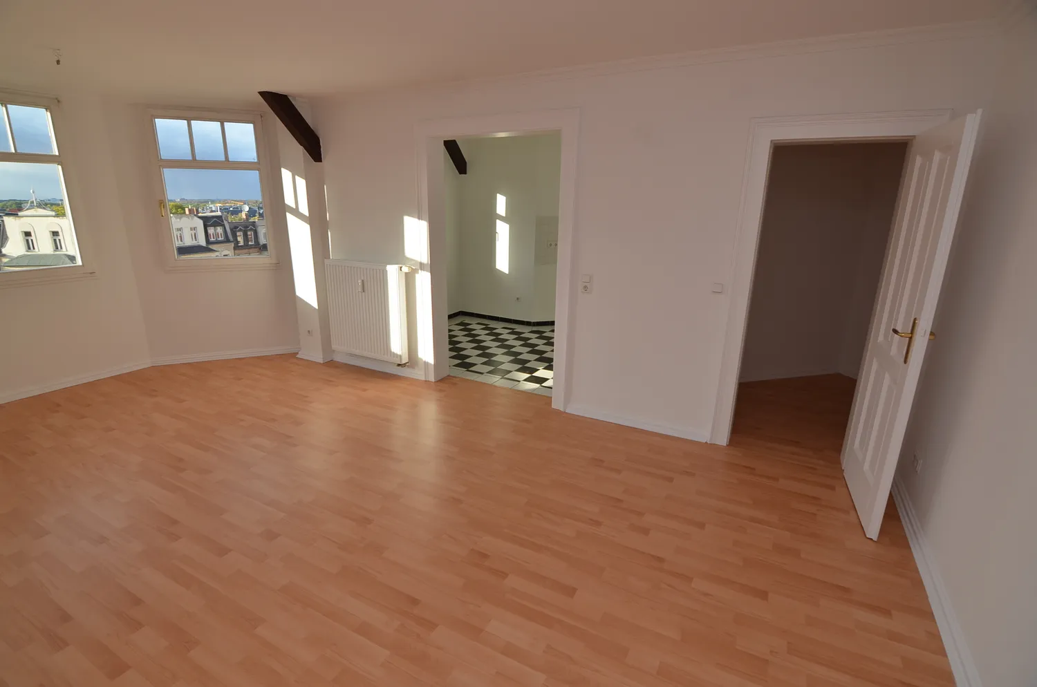 2 Zimmer Wohnung mit 64 m² in Halle (Saale) – Bild 3